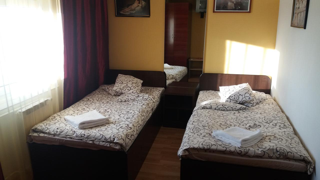 Pension Motanul Galanton Snagov Chambre photo